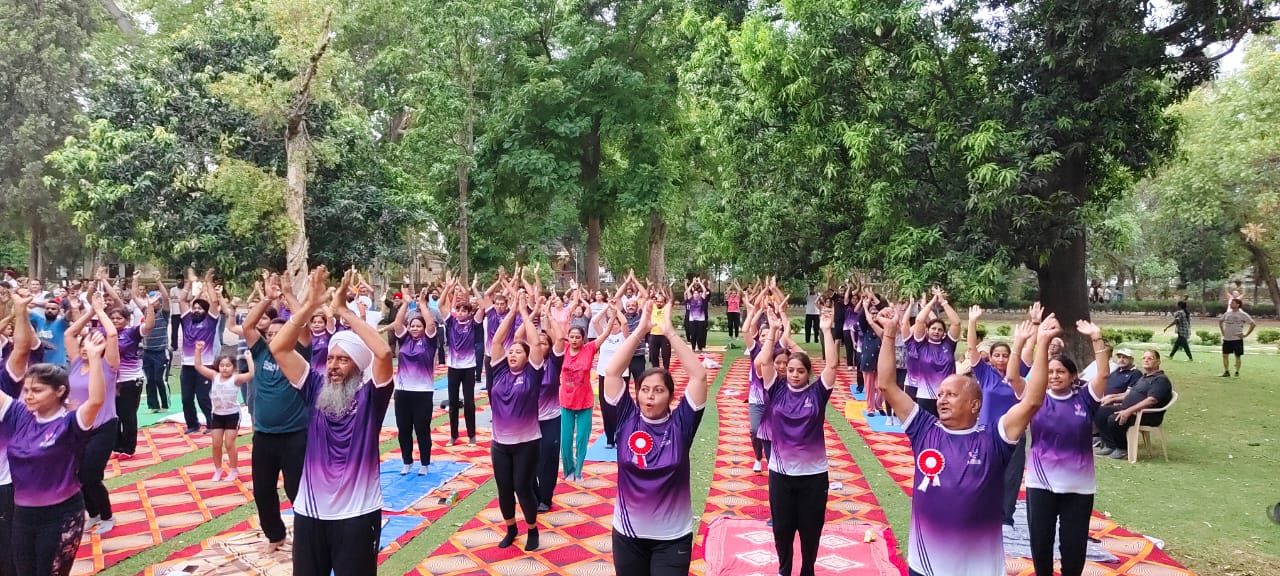 Fitness Club Patiala has been conducting training camps every morning for a long time to make people aware of healthy life